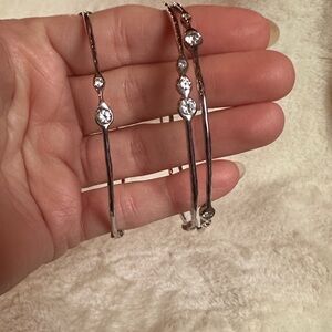 Stella & Dot silver-tone alternating crystal pattern hoop bracelets
